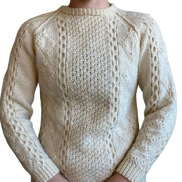 Vintage Womens Hand Knit 100% Wool Chunky Fisherman Crewneck White Sweater Sz M - Picture 4 of 8